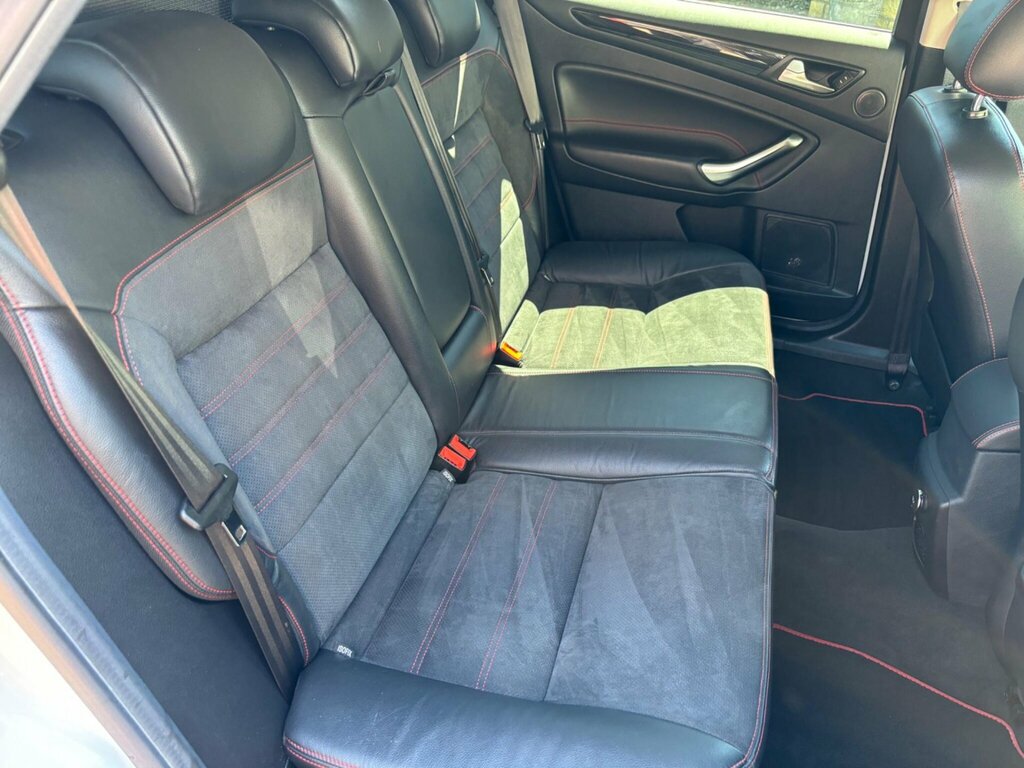 Ford Mondeo  Brown #26
