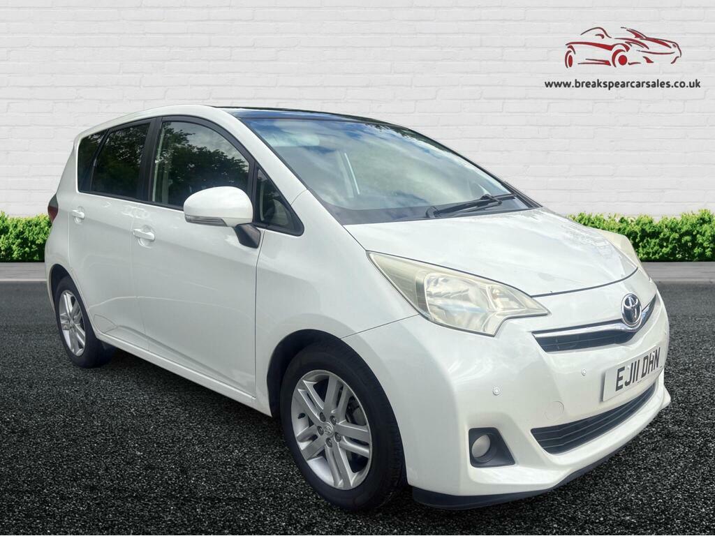 Toyota Verso 1.3 Vvt-i T Spirit Hatchback White