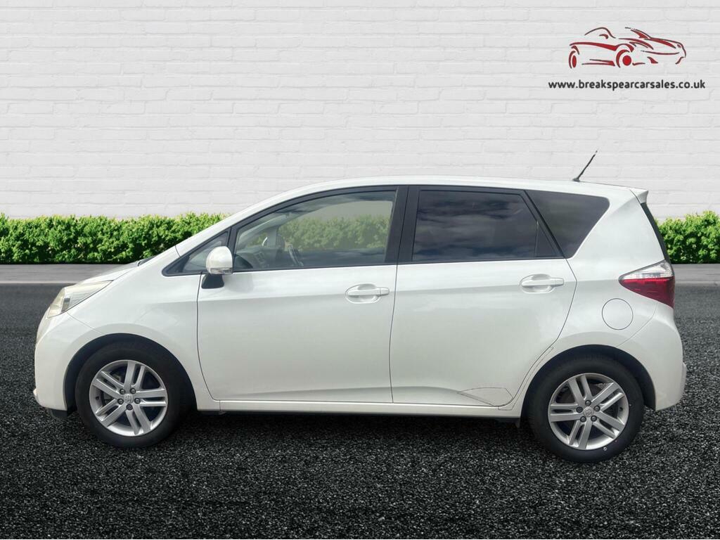 Toyota Verso 1.3 Vvt-i T Spirit Hatchback White #5