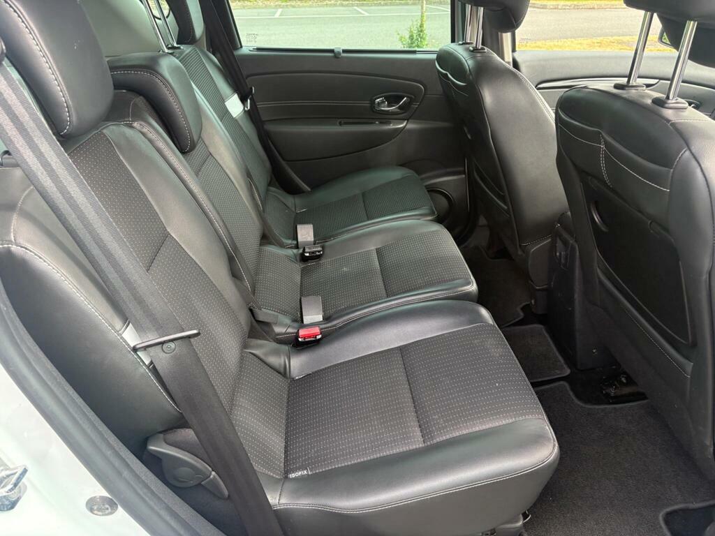 Renault Scenic 1.5 Dci Dynamique Red #11