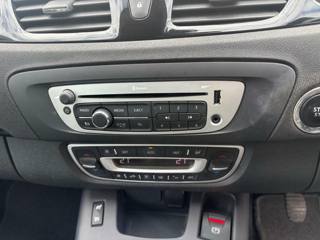 Renault Scenic 1.5 Dci Dynamique Red #19
