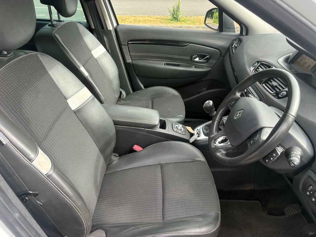 Renault Scenic 1.5 Dci Dynamique Red #18