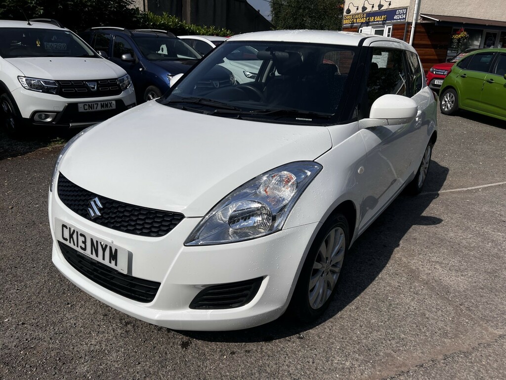 Suzuki Swift Hatchback 1.2 Sz3 201313 White
