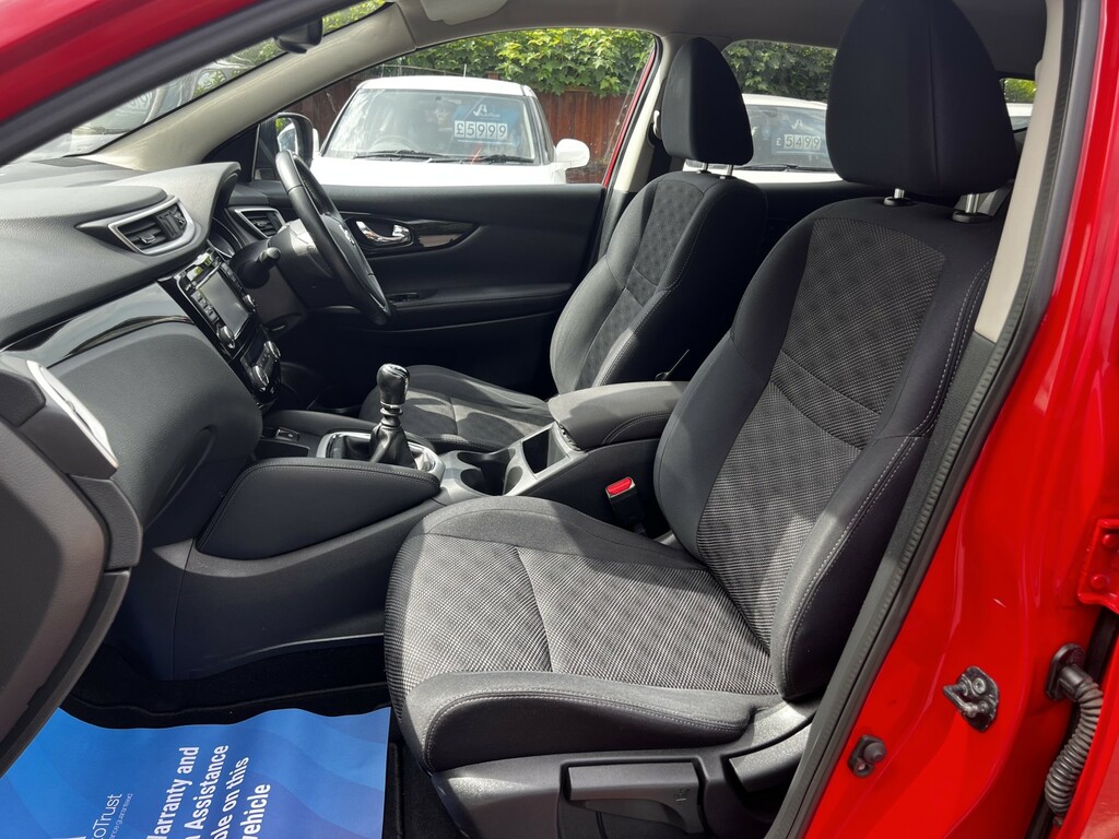 Nissan Qashqai Suv 1.5 Dci N-connecta 201717 CF17OCN Red #4