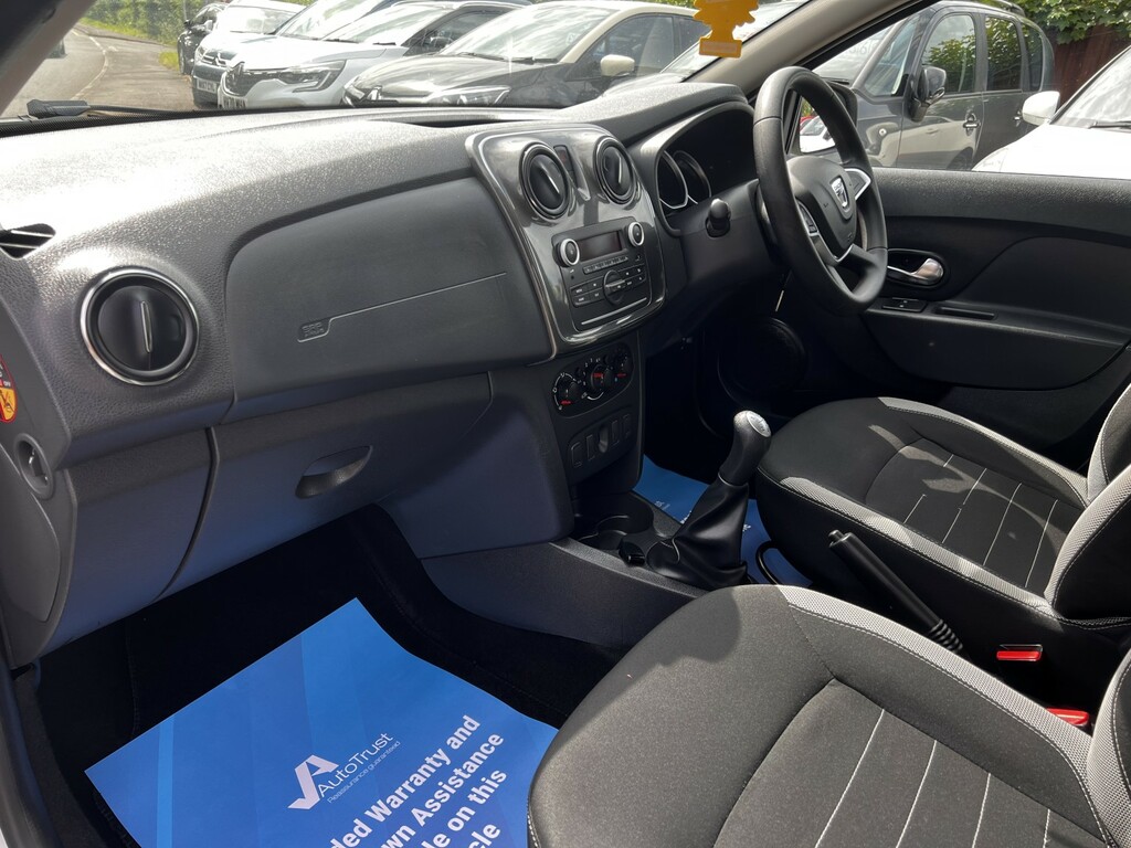 Dacia Sandero Stepway 0.9 Stepway Ambiance Tce 90 White #4