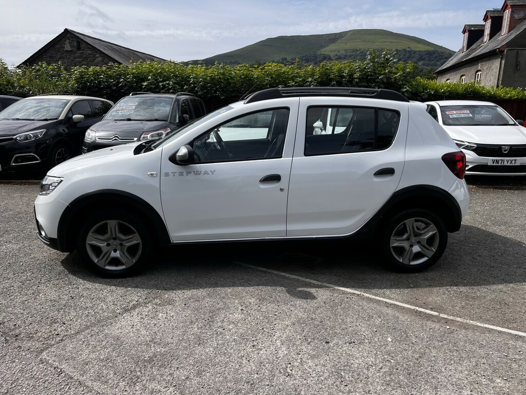 Dacia Sandero Stepway 0.9 Stepway Ambiance Tce 90 White #2