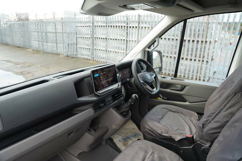 Volkswagen Crafter Cr35 Tdi 140Ps High Roof Van Commerce Plus Mwb HY75OWW White #2