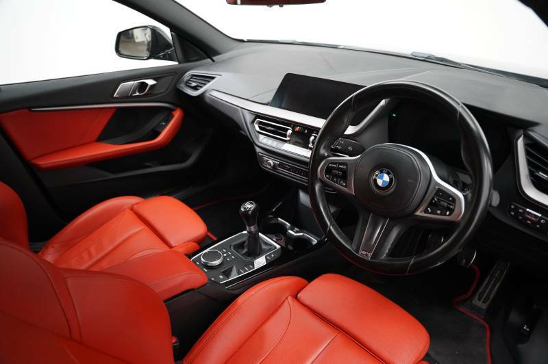 BMW 2 Series 218I M Sport - 70 KW70ZSK Black #6