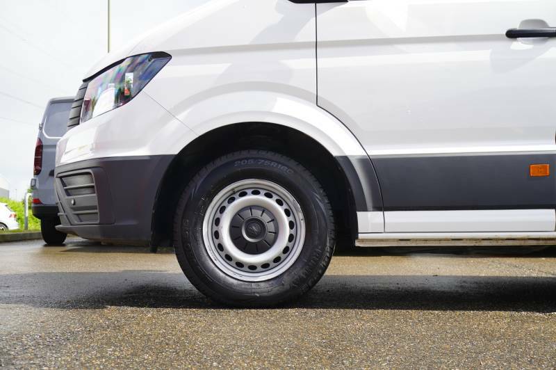 Volkswagen Crafter Cr35 Tdi 140Ps High Roof Van Commerce Plus Mwb HV25XBG White #5