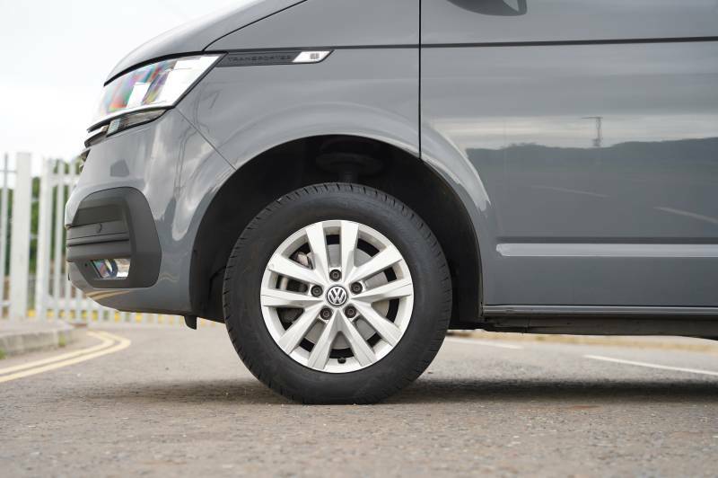 Volkswagen Transporter T28 Tdi 150 Van Dsg Highline Lwb - 2024 24 RF24SHZ Grey #5