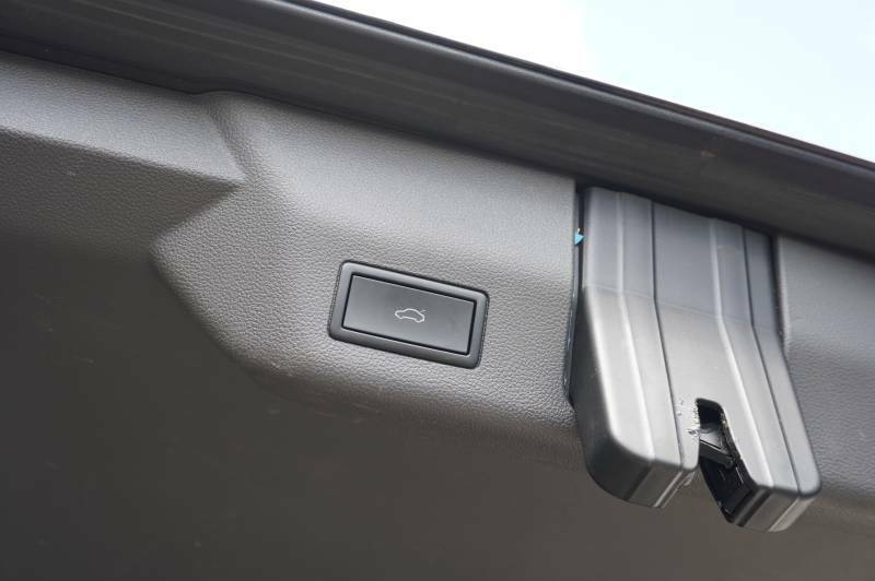Volkswagen Multivan 1.4 Tsi Ehybrid Style Dsg 218 Ps Blue #35