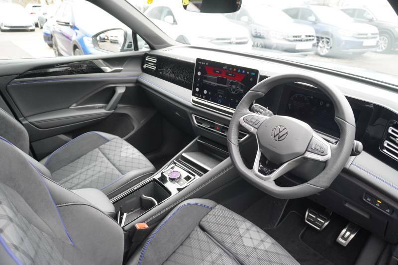 Volkswagen Tiguan Etsi 150 Dsg R-line - 2025 HG75ZWM Silver #6