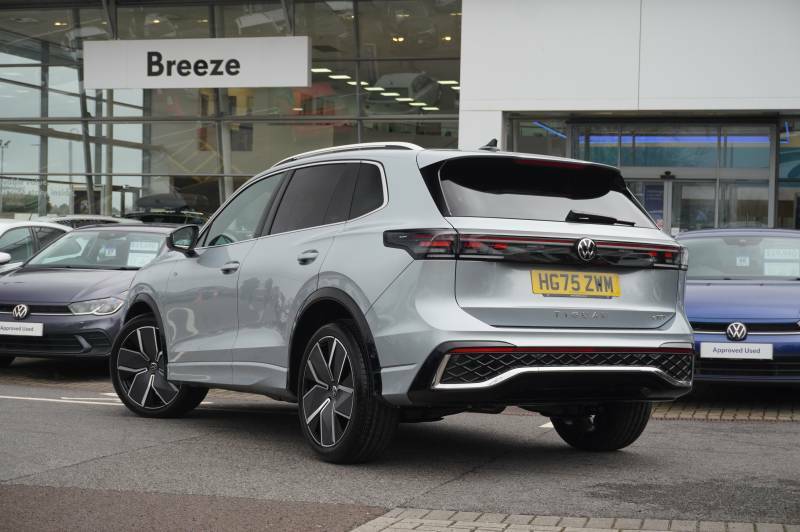 Volkswagen Tiguan Etsi 150 Dsg R-line - 2025 HG75ZWM Silver #3