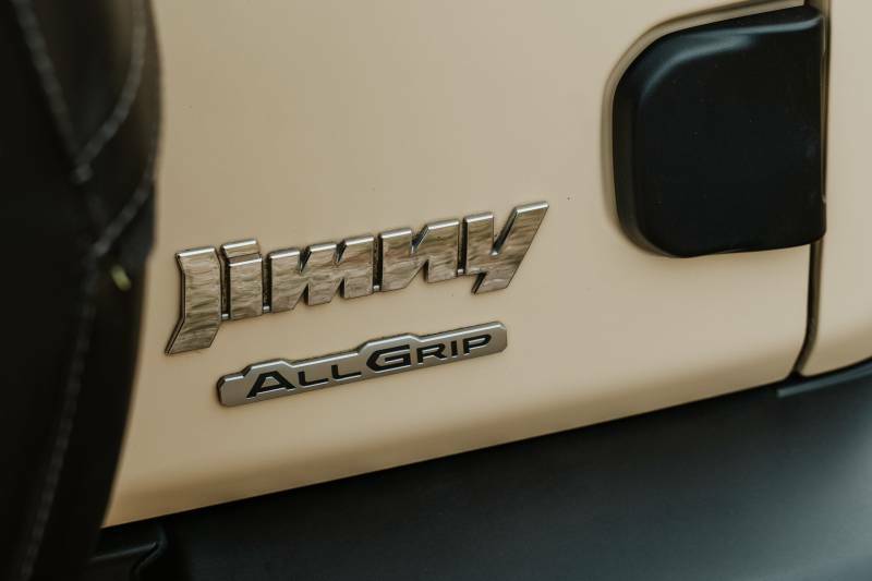 Suzuki Jimny Silver Silver #11