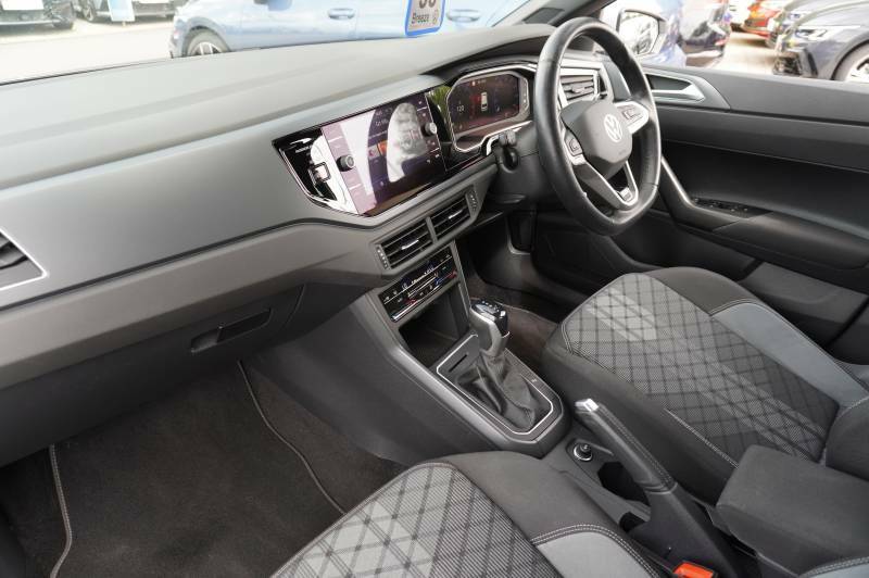 Volkswagen Polo Tsi Dsg R-line - 2022 22 HG22DHU Silver #2