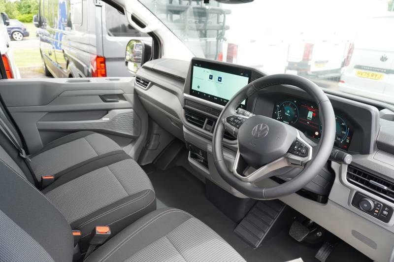 Volkswagen Transporter T32 Tdi 150 Kombi Van Commerce Pro Lwb Black #6