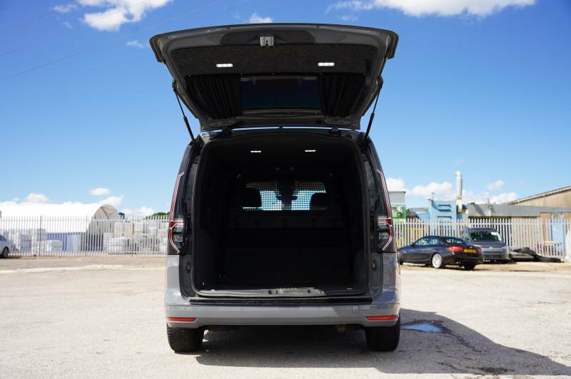 Volkswagen Caddy C20 Cargo Commerce Plus Swb 122 Ps 2.0 Tdi 7Sp Dsg Grey #35