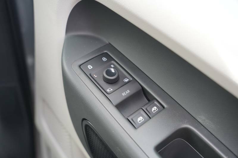 Volkswagen  1.5 Etsi Elegance Dsg7 7 Seat White #20