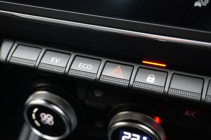 Renault Clio 1.0 Tce 100 Iconic #36