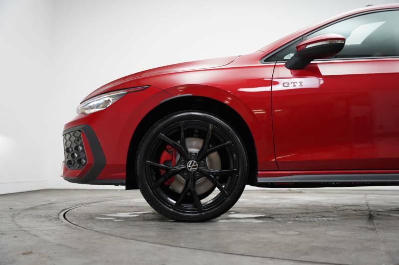 Volkswagen Golf Gti 7-Speed Dsg - 2026 Newcar Red #5