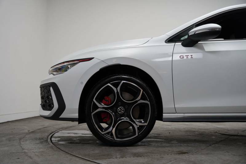 Volkswagen Golf Gti 7-Speed Dsg - 2026 New Car White #5