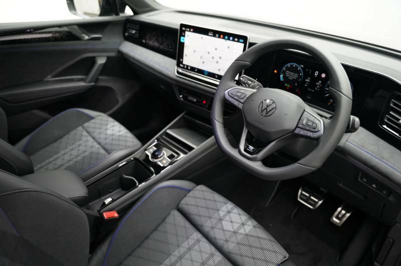 Volkswagen Tiguan Black Edition 2.0 Tsi 4Motion 204 Ps 7-Speed Dsg -  Black #2