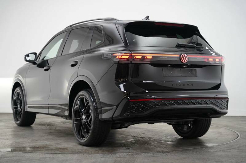 Volkswagen Tiguan Black Edition 2.0 Tsi 4Motion 204 Ps 7-Speed Dsg -  Black #3