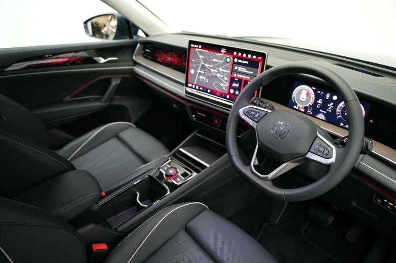 Volkswagen Tayron Style 1.5 Tsi Ehybrid 204 Ps 6-Speed Blue #2