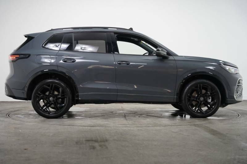 Volkswagen Tiguan Black Edition 2.0 Tsi 4Motion 204 Ps 7-Speed Dsg - Grey #4