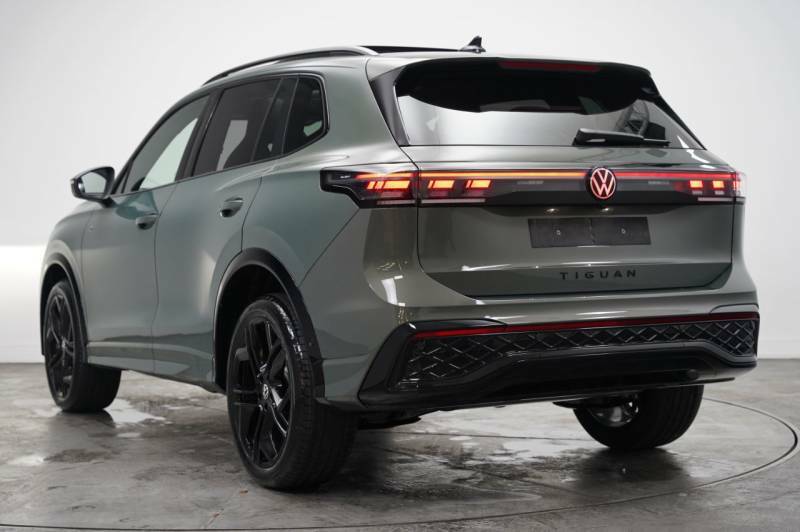 Volkswagen Tiguan Black Edition 2.0 Tsi 4Motion 204 Ps 7-Speed Dsg - Green #3