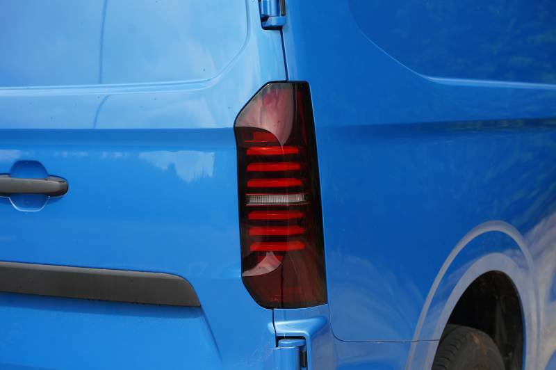 Volkswagen Transporter Mpv Blue #33