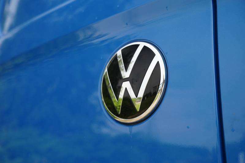 Volkswagen Transporter Mpv Blue #34