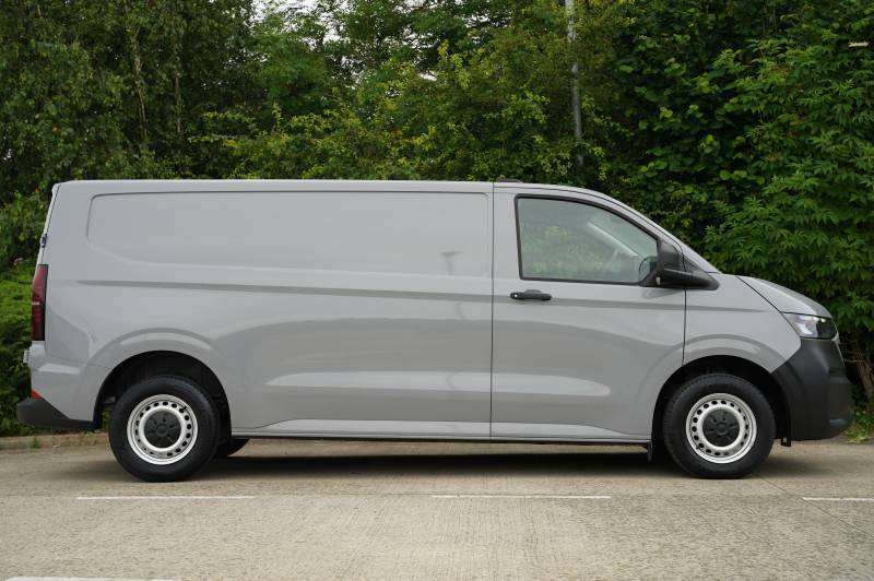 Volkswagen Transporter T32 Tdi 150 Van Commerce Lwb Grey #4