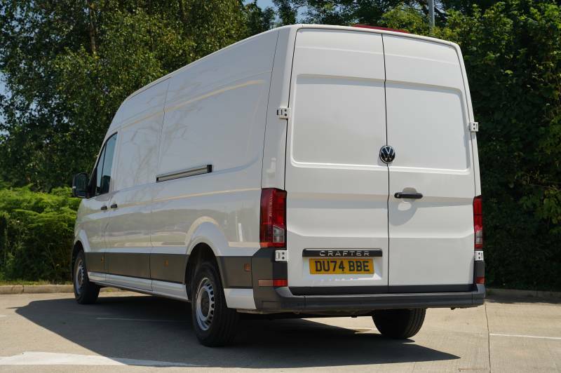 Volkswagen Crafter Cr35 Tdi 140Ps High Roof Van Commerce Lwb - 2026 DU74BBE White #3