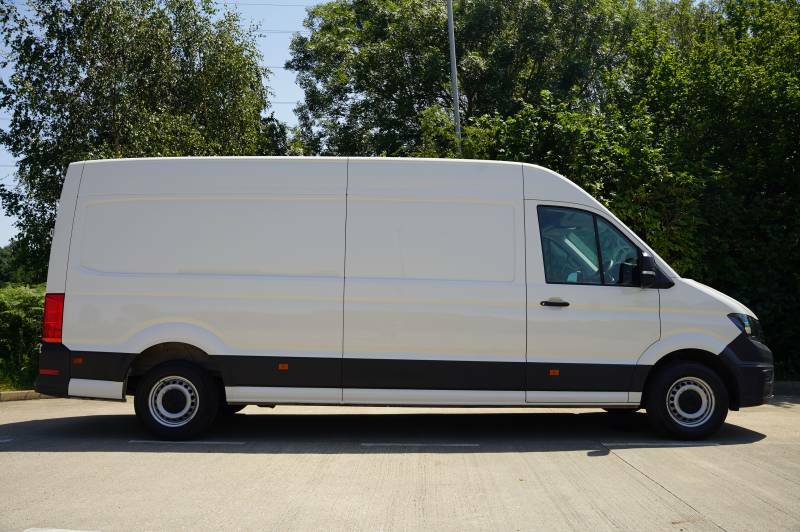 Volkswagen Crafter Cr35 Tdi 140Ps High Roof Van Commerce Lwb - 2026 DU74BBE White #4