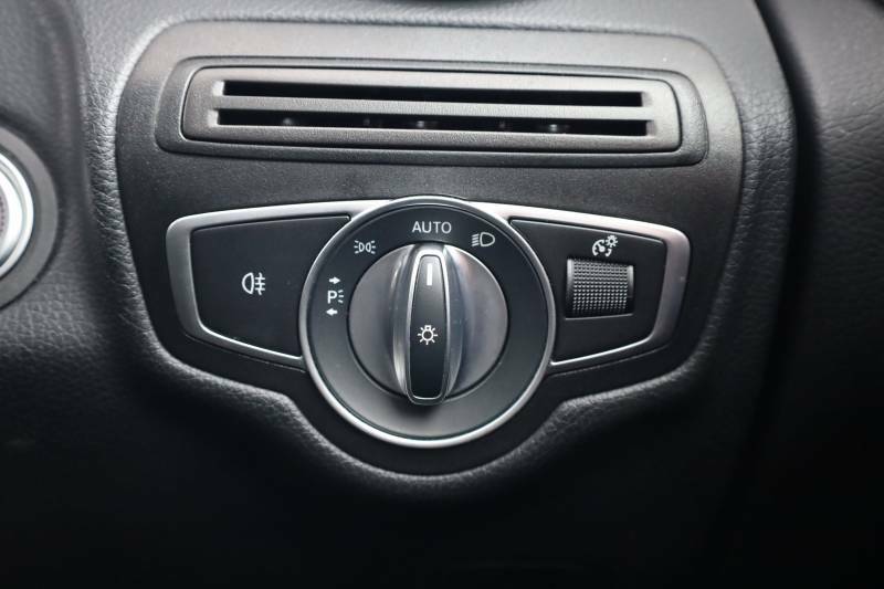 Mercedes-Benz GLC Class 300 E 4Matic White #30