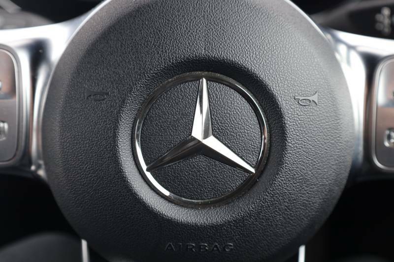Mercedes-Benz GLC Class 300 E 4Matic White #27
