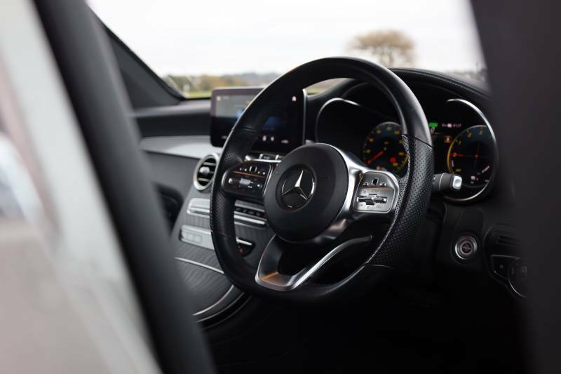 Mercedes-Benz GLC Class 300 E 4Matic White #24