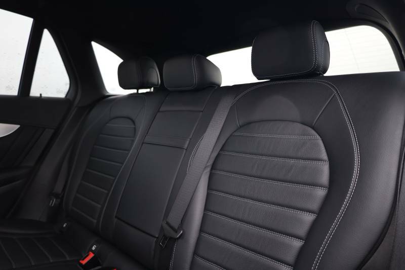 Mercedes-Benz GLC Class 300 E 4Matic White #40