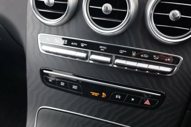 Mercedes-Benz GLC Class 300 E 4Matic White #34