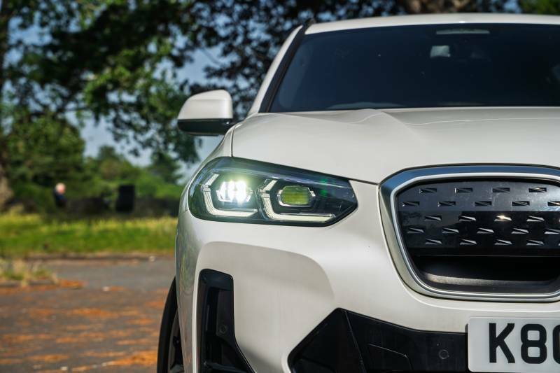 BMW iX3 80Kwh M Sport Suv 286 Ps White #28