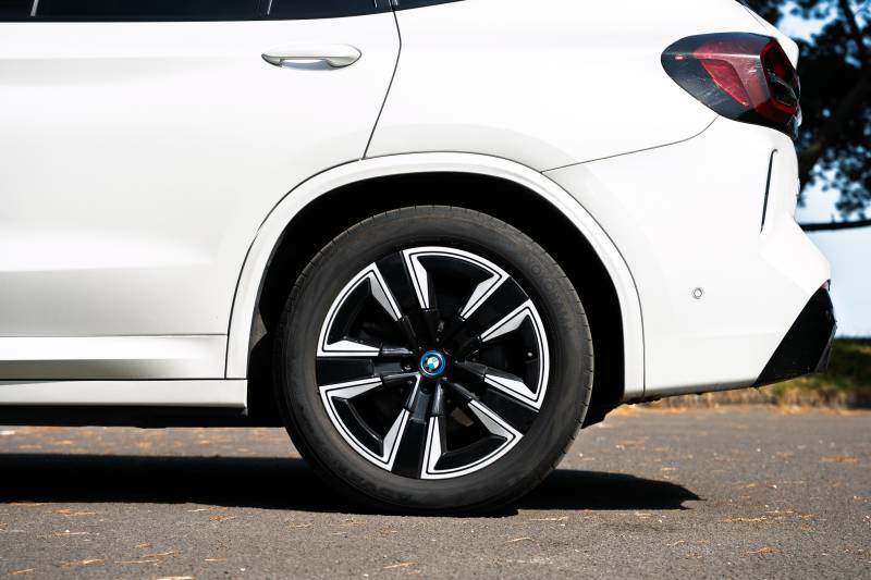 BMW iX3 80Kwh M Sport Suv 286 Ps White #25