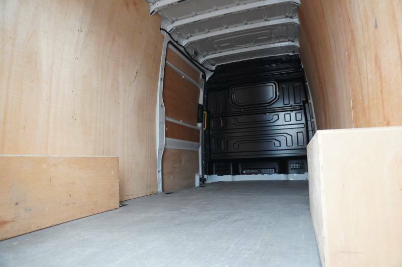 Volkswagen Crafter 2.0 Tdi 140Ps Commerce Plus High Roof Van Grey #26