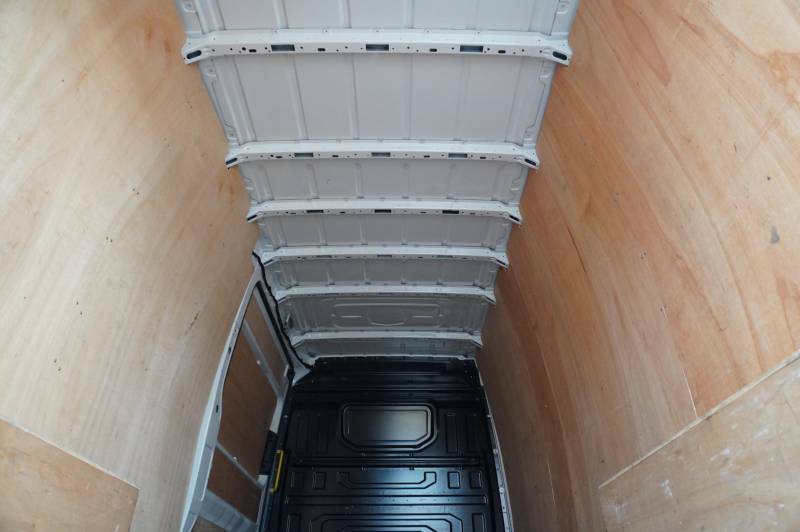 Volkswagen Crafter 2.0 Tdi 140Ps Commerce Plus High Roof Van Grey #27