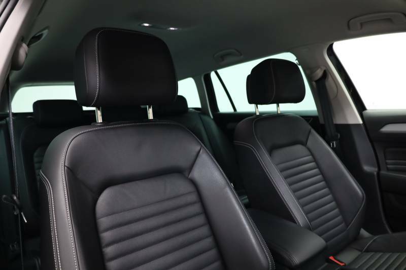 Volkswagen Passat Sel Grey #9
