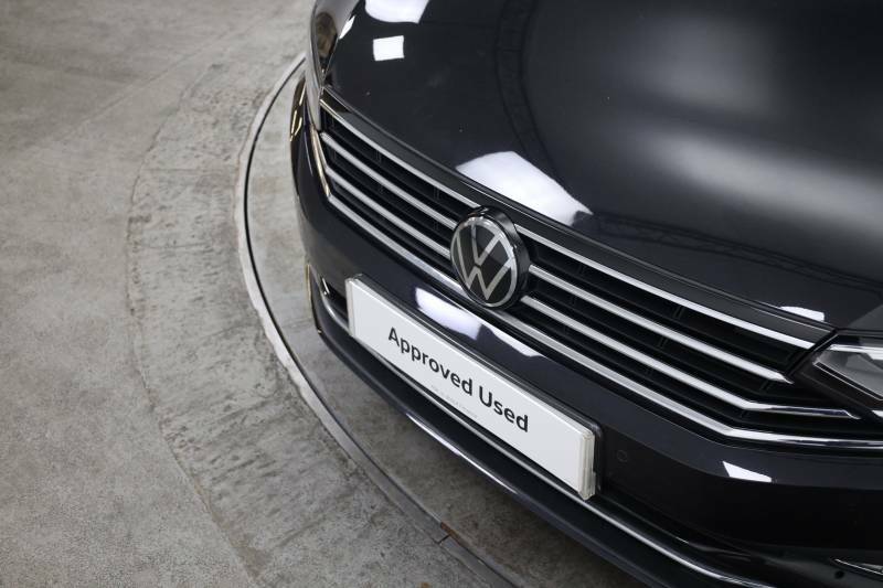 Volkswagen Passat Sel Grey #24