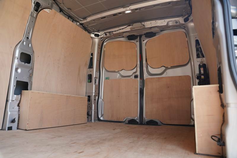 Volkswagen Transporter Mpv Black #10