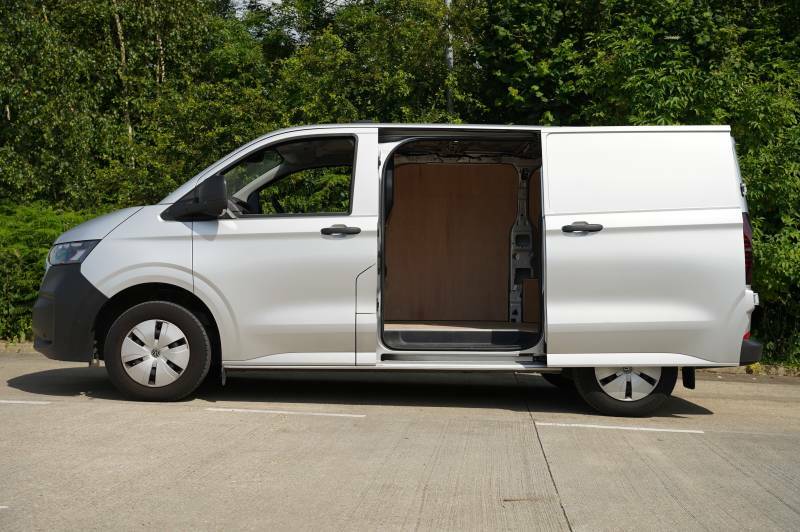 Volkswagen Transporter Mpv Black #30