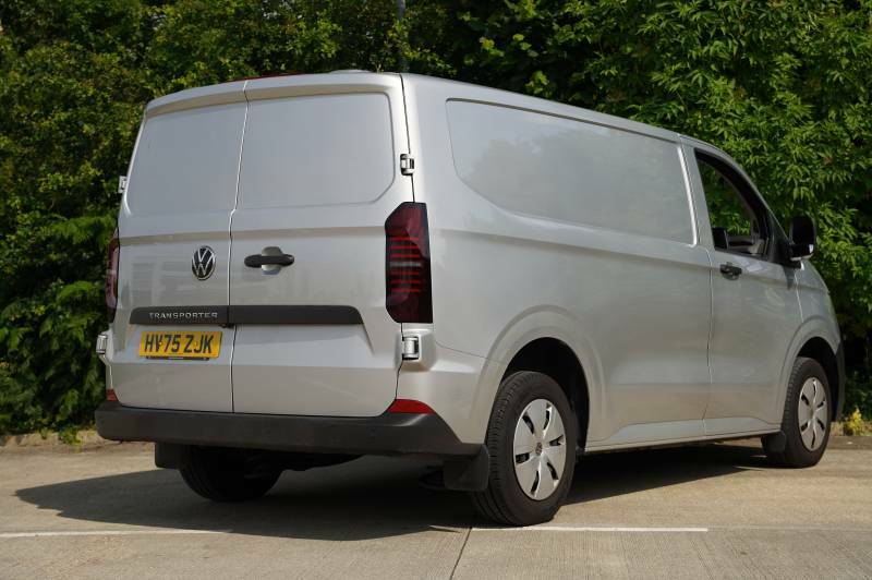 Volkswagen Transporter Mpv Black #12