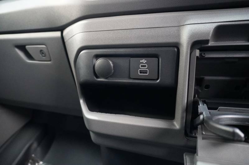 Volkswagen E-Transporter T32 65Kwh Commerce Plus Panel Van Aut Grey #53